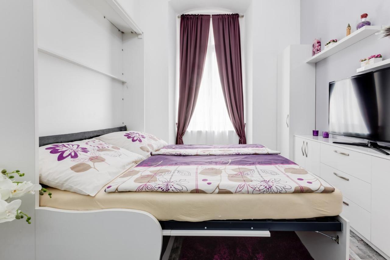 Apartment Thunovska 10 Prague Exterior photo