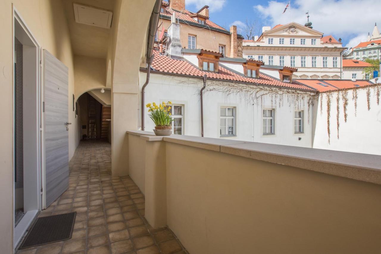 Apartment Thunovska 10 Prague Exterior photo